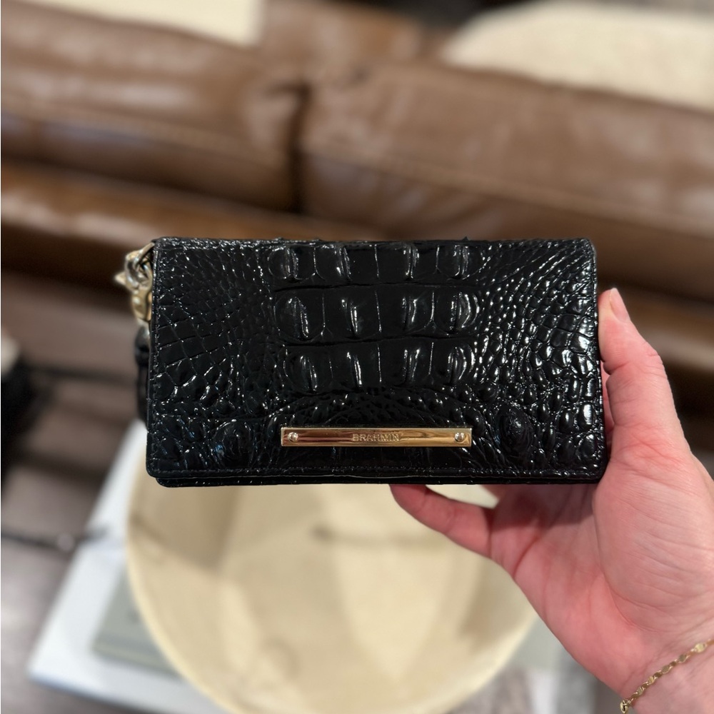 Brahmin wallet